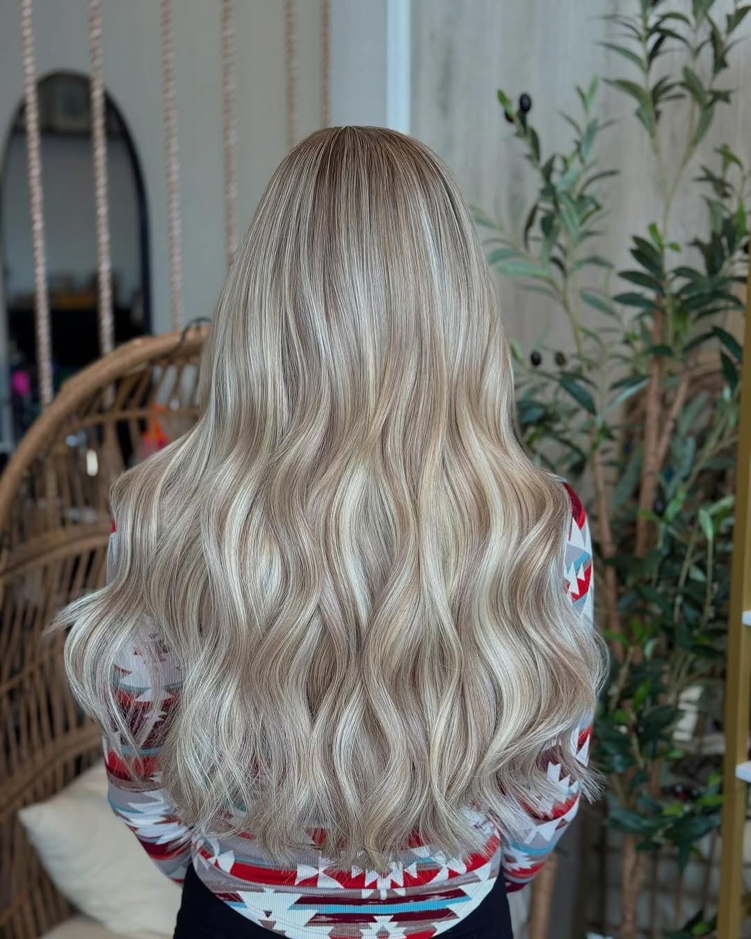 Blonde Extensions for Density